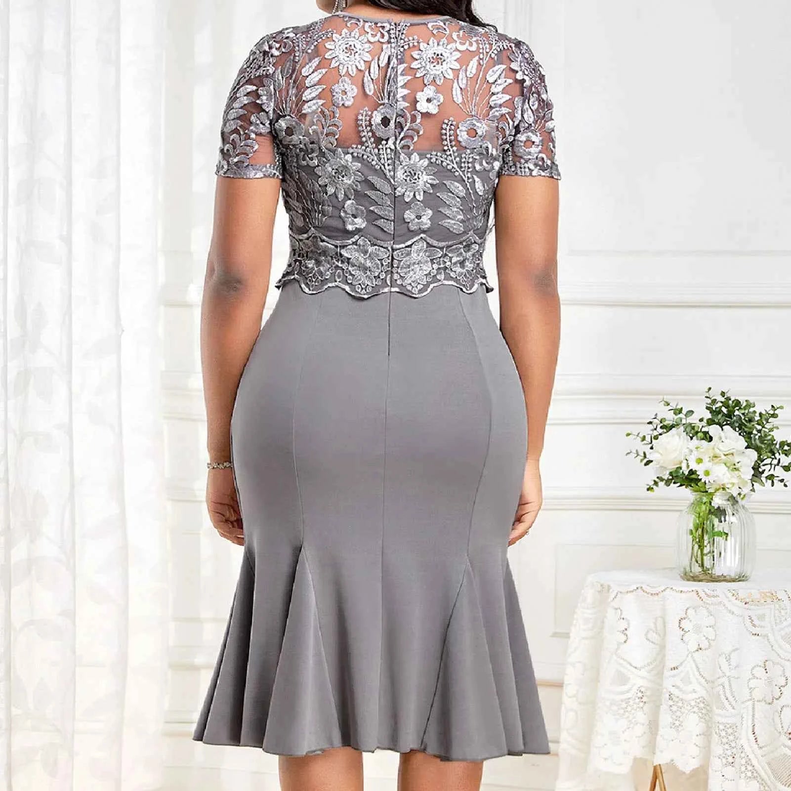 Robe de soirée grande taille à manches courtes