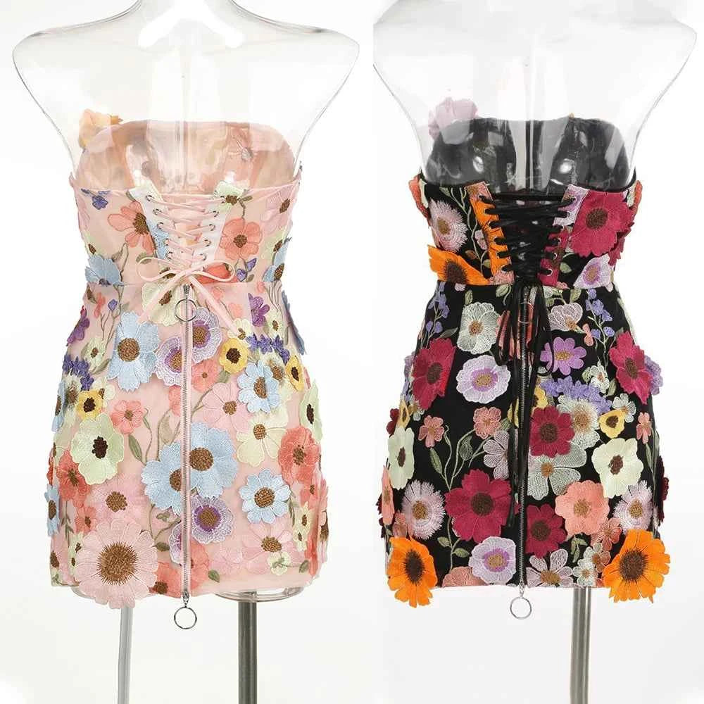 Robe mini dos nu brodée fleurs 3D
